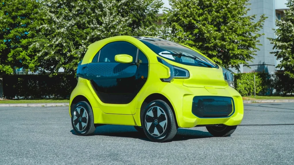 Cities of the Future: Forget Cars, These Pods & Shape-Shifting EVs Will Blow Your Mind