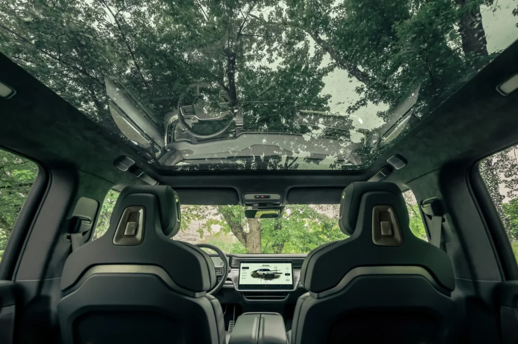 Rivian R1S: Electric Adventure Redefined