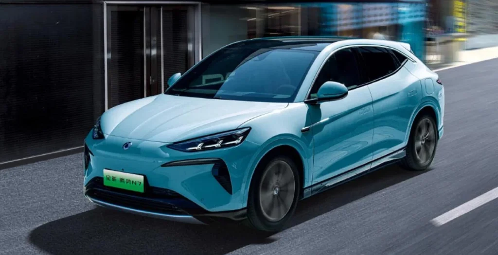 Denza Revamps N7 SUV with Price Cuts to Challenge Tesla