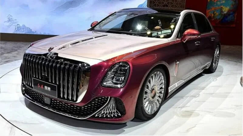 Hongqi Unveils Extravagant L Series: L1 & L5 Plus Futuristic Golden Sunflower Concept