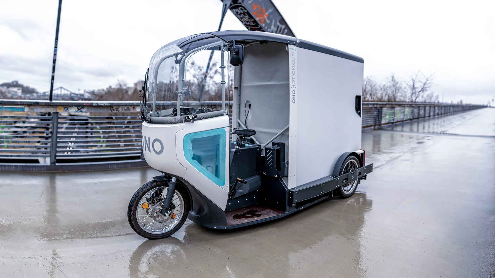 Ono E Cargo Bike Aims to Revolutionize Urban Transportation