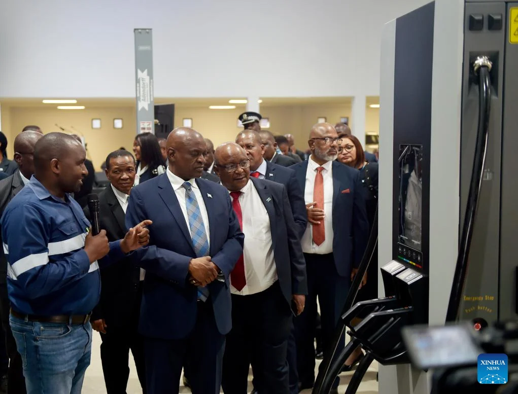 Why Africa’s Smartphone Market Is Exploding – You Won’t Believe What’s Driving It