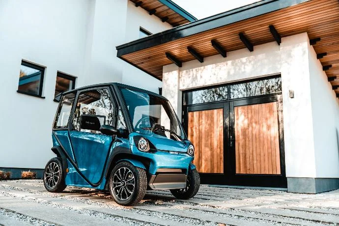 The Tiny solar Electric Car Revolution You NEED to Know About!