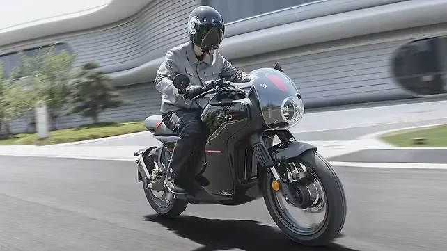 Honda’s First Electric Motorcycle Unveiled: Retro E-VO Will Leave You Speechless